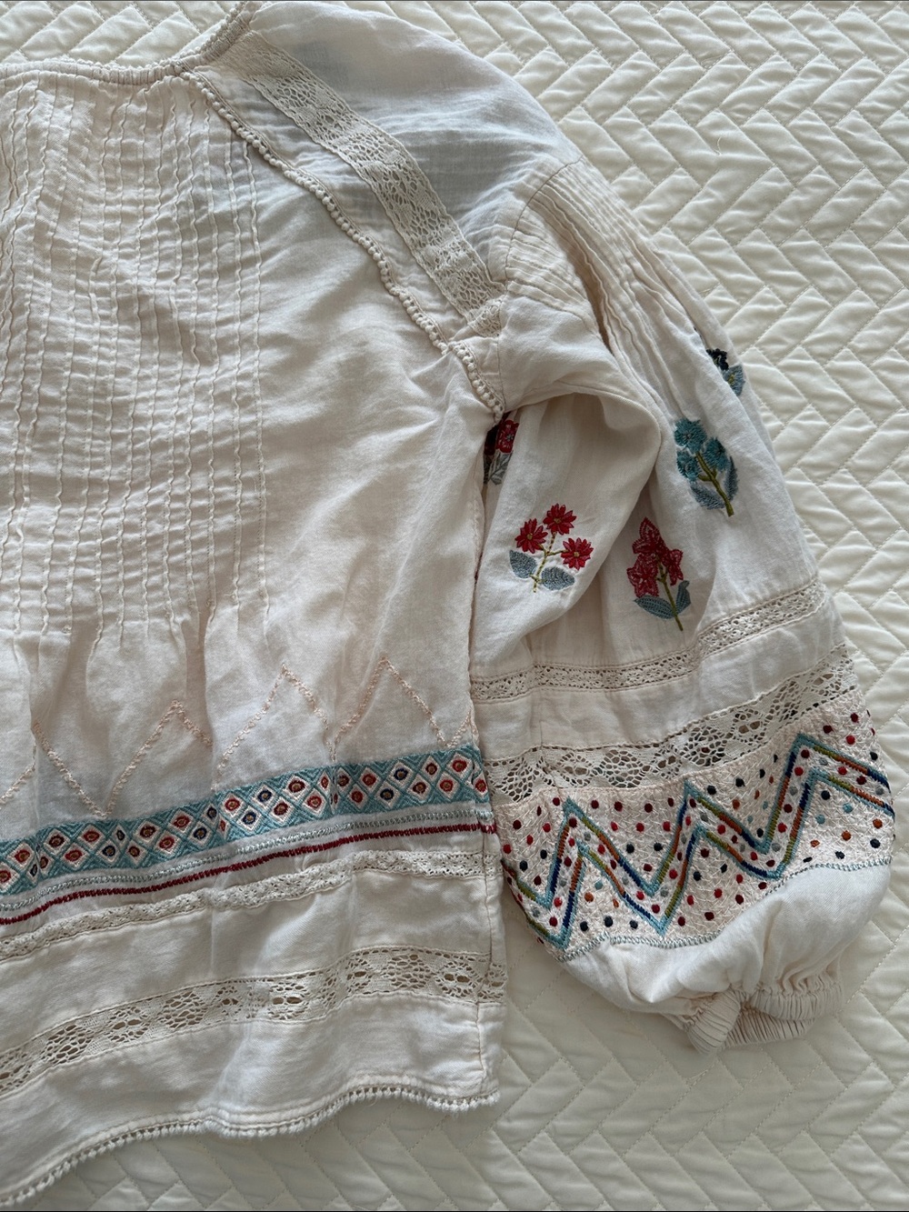 Women's Embroidered White Peasant Blouse - Picture 12 of 12